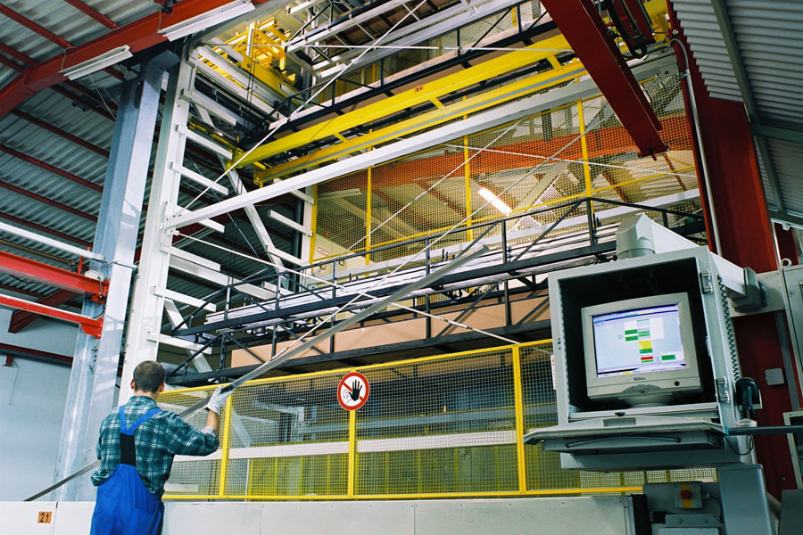 Aluminiumprofil Hochregallager Entnahmestelle Hochregallager für Aluminiumprofile