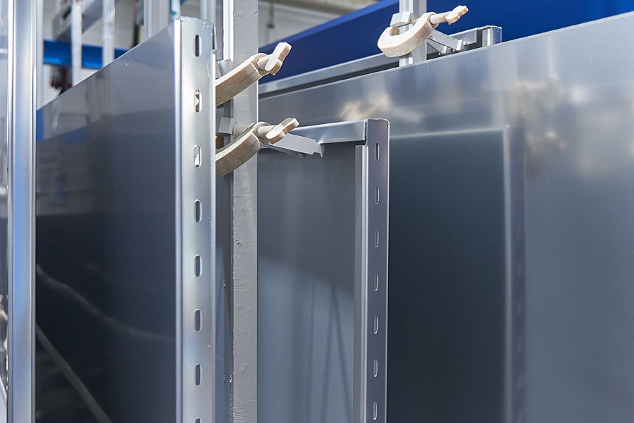 brioxAL<sup>®</sup> hochglänzende
            Aluminiumbleche