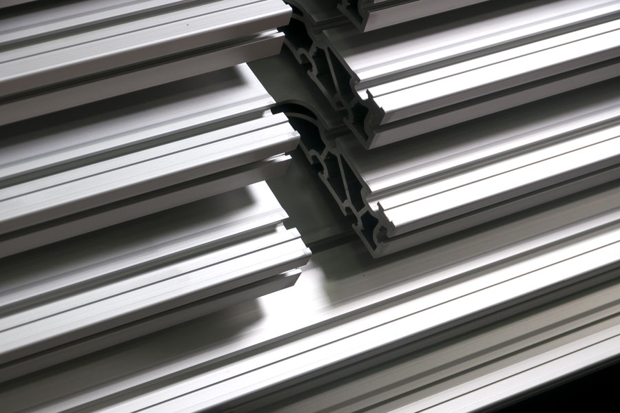 Aluminiumprofilbearbeitung CNC - Fräsen